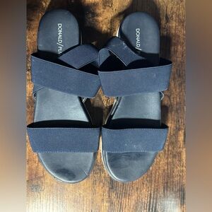 Donald Pliner LUE-A Navy Blue Elastic Flatform Sandals - Size 9.5M